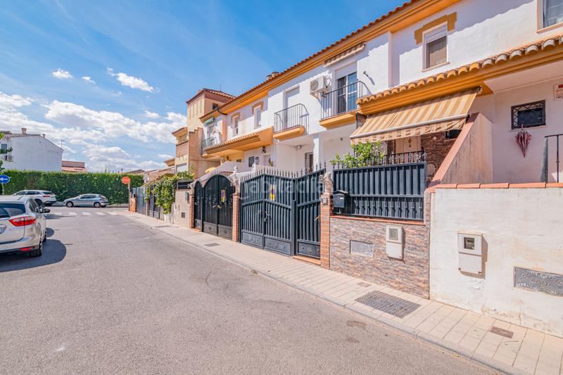 Foto a8285c42-2e0e-48c8-9d72-ff540a4019ca. Casa adosada en Belicena Vegas del Genil Foto a8285c42-2e0e-48c8-9d72-ff540a4019ca. Casa adosada en Belicena Vegas del Genil