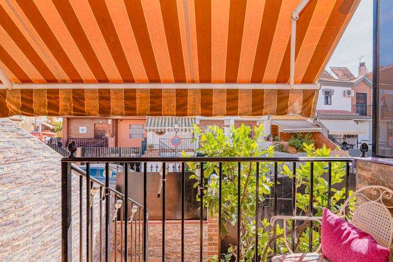 Foto 4beb3134-8e94-4e15-a59d-0203a6a93abd. Casa adossada amb aparcament a Belicena Vegas del Genil Foto 4beb3134-8e94-4e15-a59d-0203a6a93abd. Casa adossada amb aparcament a Belicena Vegas del Genil