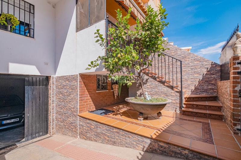 Foto c8fd3301-ae16-456f-8080-99bcf8e96e9c. Semi detached house with parking in Belicena Vegas del Genil Foto c8fd3301-ae16-456f-8080-99bcf8e96e9c. Semi detached house with parking in Belicena Vegas del Genil