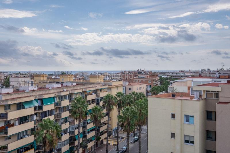 Foto 2dafb3e7-ec24-41a8-9cb4-1b2cbe7084c8. Àtic a sinies 4 a Centre Salou Foto 2dafb3e7-ec24-41a8-9cb4-1b2cbe7084c8. Àtic a sinies 4 a Centre Salou