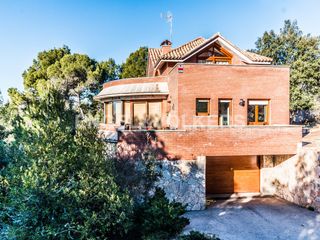 Casa Can solà del racó. Con grandes espacios. Casa Can solà del racó. Con grandes espacios.