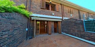Reihenhaus Travessera de montigalà. Casa en venta en montigalà Reihenhaus Travessera de montigalà. Casa en venta en montigalà