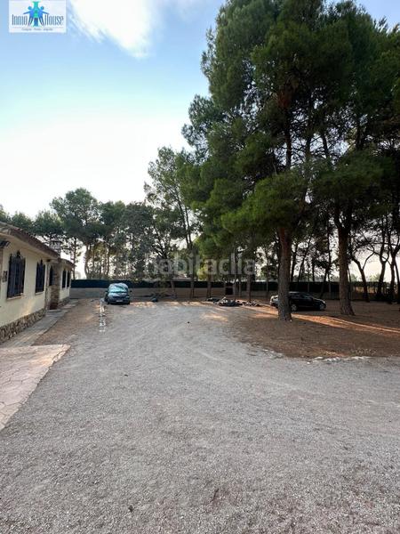 Foto f2dff393-d02a-43e0-ac42-49f039c59daa. Chalet avec chauffage parking piscine dans Pedanías - Extrarradio Albacete Foto f2dff393-d02a-43e0-ac42-49f039c59daa. Chalet avec chauffage parking piscine dans Pedanías - Extrarradio Albacete
