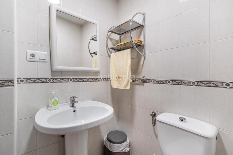 Foto ae8615e5-b85e-48eb-912c-7d17ecfc6ea0. Pis a calle guarnón 14 a Bola de Oro Granada Foto ae8615e5-b85e-48eb-912c-7d17ecfc6ea0. Pis a calle guarnón 14 a Bola de Oro Granada