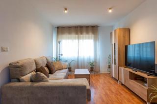 Appartement à Avenida de salobreña 2. Se vende piso amueblado con 2 dormitorios con ascensor en motril Appartement à Avenida de salobreña 2. Se vende piso amueblado con 2 dormitorios con ascensor en motril