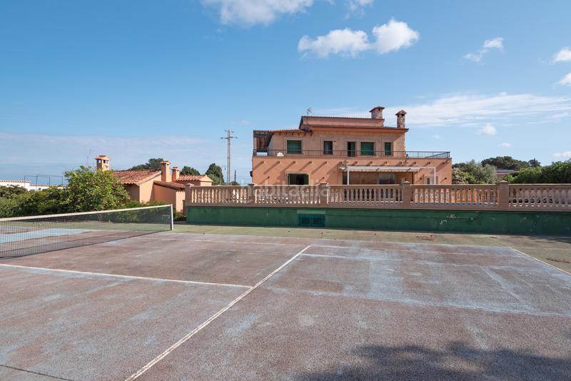 Foto 82652ce4-8095-43b9-8746-d7489b2e3a09. Xalet amb xemeneia calefacció aparcament piscina a Llucmajor Foto 82652ce4-8095-43b9-8746-d7489b2e3a09. Xalet amb xemeneia calefacció aparcament piscina a Llucmajor