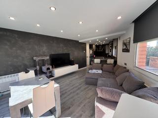 Piso en Canovelles. Piso reformado con zona comunitaria - ideal parejas o inversores Piso en Canovelles. Piso reformado con zona comunitaria - ideal parejas o inversores