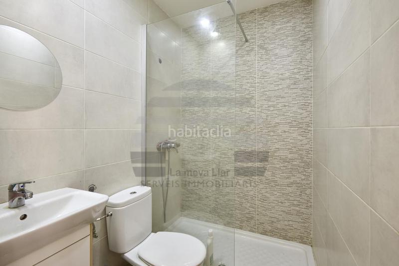 Foto 01a360df-9874-4327-a83c-434c3abecc24. Pis a Barceloneta Barcelona Foto 01a360df-9874-4327-a83c-434c3abecc24. Pis a Barceloneta Barcelona