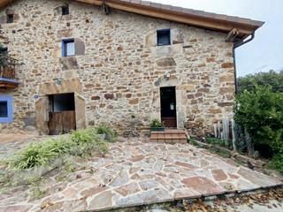 Lloguer Dúplex  Calle lezama 11. Coqueto duplex todo reformado en caserío Lloguer Dúplex  Calle lezama 11. Coqueto duplex todo reformado en caserío