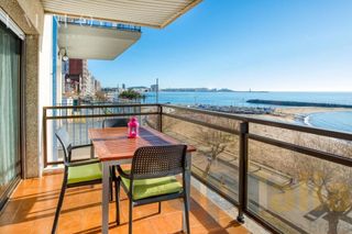 Apartamento Passeig josep mundet. Primera línia st antoni de cal Apartamento Passeig josep mundet. Primera línia st antoni de cal