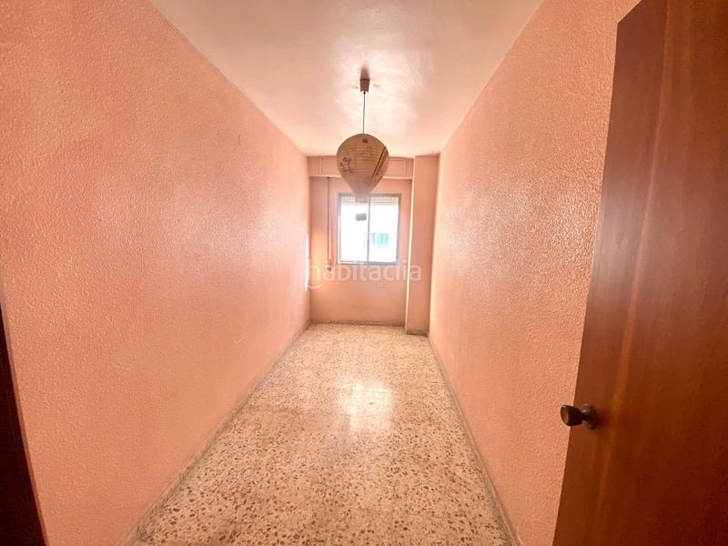 Foto 1233b9d9-0990-4121-84e1-1ccc1f7a11ec. Pis a Silla Foto 1233b9d9-0990-4121-84e1-1ccc1f7a11ec. Pis a Silla