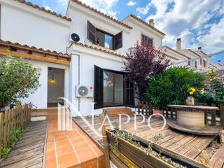 Rent Semi detached house Genova a sant agustin. Espectacular adosado con jardín privado y parking a pocos metros Rent Semi detached house Genova a sant agustin. Espectacular adosado con jardín privado y parking a pocos metros