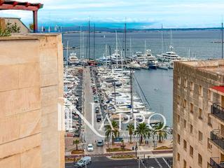 Àtic a El Terreno. Ático de lujo con gran terraza y vistas al mar en el paseo marít Àtic a El Terreno. Ático de lujo con gran terraza y vistas al mar en el paseo marít