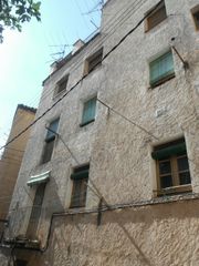 Casa en Carrer convent, 15. Casa cèntrica Casa en Carrer convent, 15. Casa cèntrica