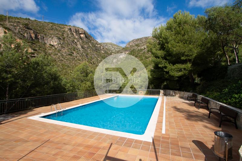 Foto 03ae5fbf-d59f-4aba-a57c-36d2fefca666. Casa adossada amb aparcament piscina a les botigues de Sitges Sitges Foto 03ae5fbf-d59f-4aba-a57c-36d2fefca666. Casa adossada amb aparcament piscina a les botigues de Sitges Sitges