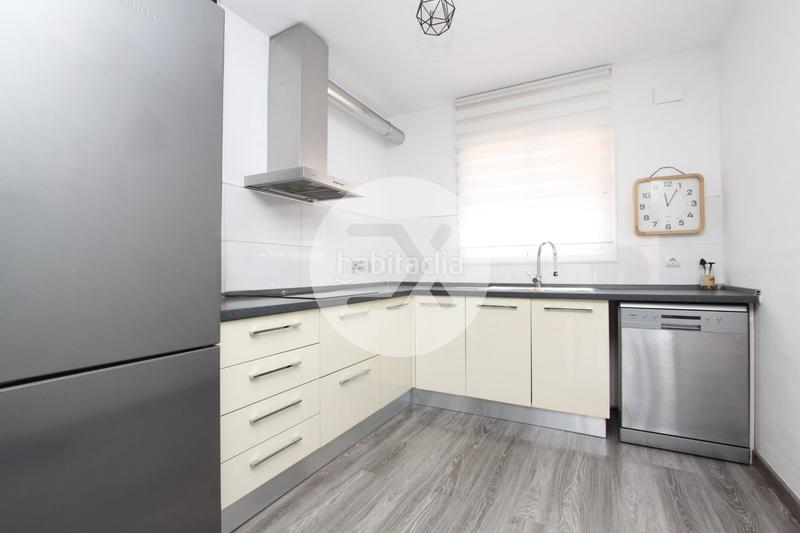 Foto b3cfb8d3-073d-499f-ad3d-8bc3a66d0419. Casa adossada amb aparcament piscina a les botigues de Sitges Sitges Foto b3cfb8d3-073d-499f-ad3d-8bc3a66d0419. Casa adossada amb aparcament piscina a les botigues de Sitges Sitges