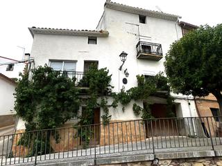 Casa adossada Calle larreria. Casa en una ubicacion excelente en cirauqui Casa adossada Calle larreria. Casa en una ubicacion excelente en cirauqui