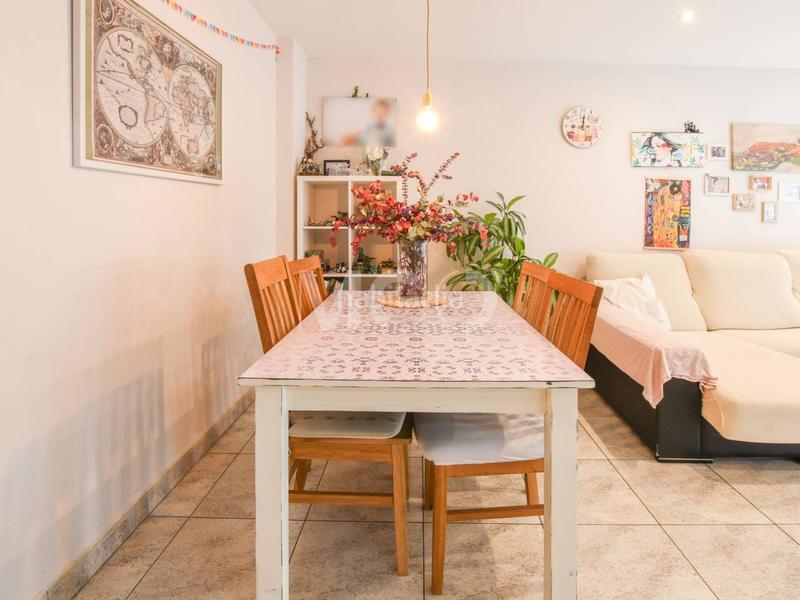 Foto 3f993194-f640-4a0b-87ba-5121ddb613bc. Etagenwohnung mit heizung in Nord Vic Foto 3f993194-f640-4a0b-87ba-5121ddb613bc. Etagenwohnung mit heizung in Nord Vic