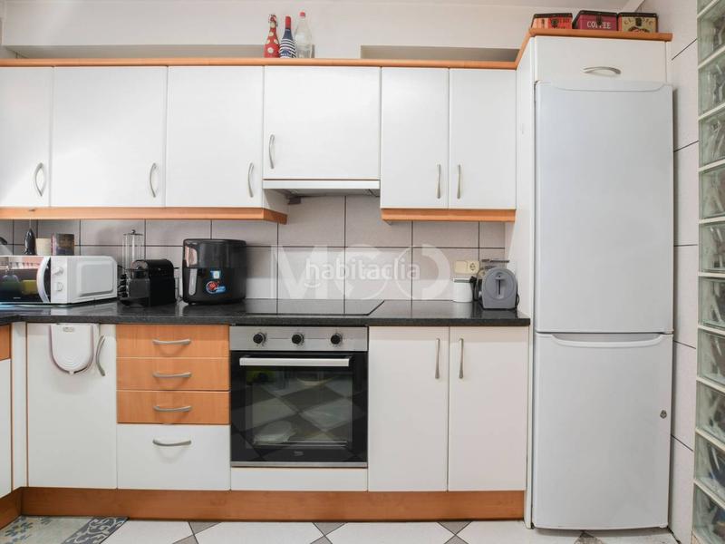 Foto 41553a7e-e921-479f-b10c-5dadfe3f3fa0. Etagenwohnung mit heizung in Nord Vic Foto 41553a7e-e921-479f-b10c-5dadfe3f3fa0. Etagenwohnung mit heizung in Nord Vic