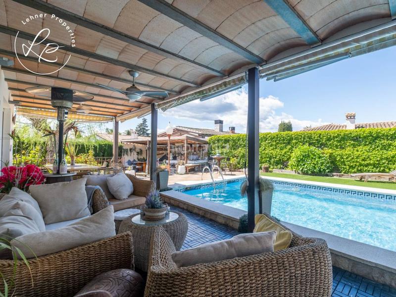 Foto 1eb3d56f-0bbf-4b17-9566-5377a604260d. Casa amb calefacció aparcament piscina a Carmençó Empuriabrava Foto 1eb3d56f-0bbf-4b17-9566-5377a604260d. Casa amb calefacció aparcament piscina a Carmençó Empuriabrava