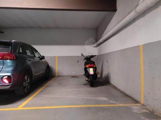 Miete Autoparkplatz  Carrer dels cintaires. Parking apte per 1 cotxe a les bases Miete Autoparkplatz  Carrer dels cintaires. Parking apte per 1 cotxe a les bases