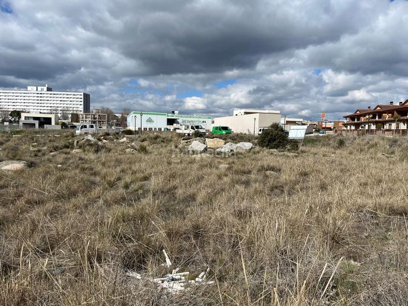 Foto a776049f-1c7b-471f-8a65-6622e80b65c9. Wohngrundstück in ramon de francisco 3 in Hervencias Ávila Foto a776049f-1c7b-471f-8a65-6622e80b65c9. Wohngrundstück in ramon de francisco 3 in Hervencias Ávila