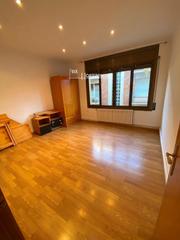 Location Appartement  Ferran casablancas de. Fenomenal piso de alquiler en el centro de sabadell!!! con el nu Location Appartement  Ferran casablancas de. Fenomenal piso de alquiler en el centro de sabadell!!! con el nu