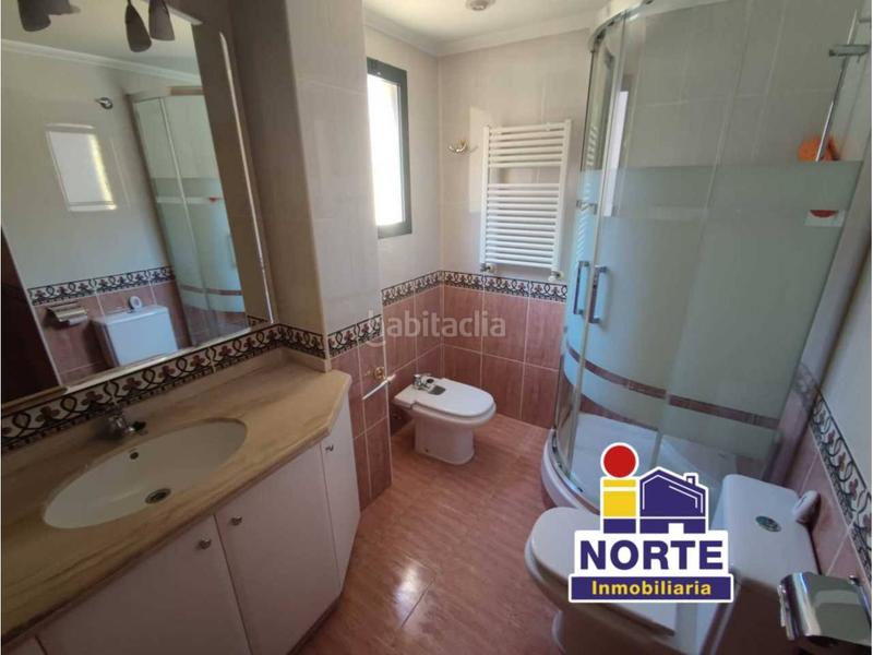 Foto d2c39b8c-3cbf-4651-aff4-c22303983239. Flat with heating parking in Eixample Alcoi Foto d2c39b8c-3cbf-4651-aff4-c22303983239. Flat with heating parking in Eixample Alcoi