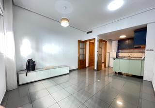 Pis a Campoamor. Coqueta vivienda en altozano Pis a Campoamor. Coqueta vivienda en altozano