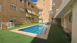 Pis a Norte. Amplio piso en urbanización privada con piscina en san vicente d Pis a Norte. Amplio piso en urbanización privada con piscina en san vicente d