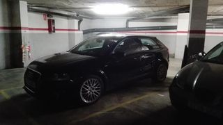 Miete Autoparkplatz Rambla del celler. Para coche pequeño o moto!! Miete Autoparkplatz Rambla del celler. Para coche pequeño o moto!!