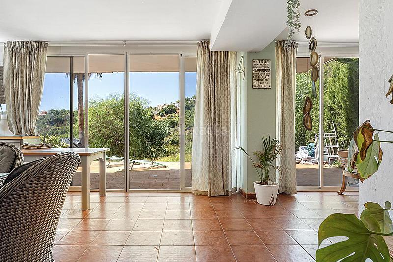 Foto 1841e5ee-bb57-4f41-82d4-556075c5abc6. Casa adossada a Zona Calvario Estepona Foto 1841e5ee-bb57-4f41-82d4-556075c5abc6. Casa adossada a Zona Calvario Estepona