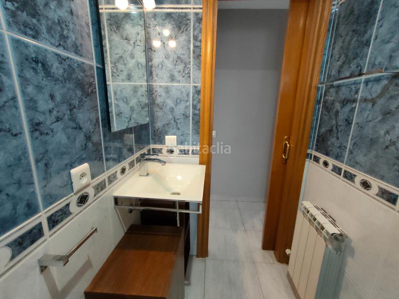 Foto ddb76ead-314e-45b4-815a-74a7864a3ad6. Dúplex amb calefacció aparcament a Eixample Sud-Migdia Girona Foto ddb76ead-314e-45b4-815a-74a7864a3ad6. Dúplex amb calefacció aparcament a Eixample Sud-Migdia Girona