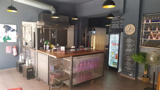 Traspàs Local Comercial a Calle frigiliana 8. Take away hamburguesería nerja centro con 60 m2 Traspàs Local Comercial a Calle frigiliana 8. Take away hamburguesería nerja centro con 60 m2