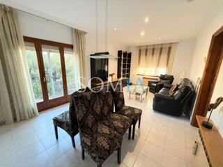 Location Maison Carrer major. Fantastica casa con jardin en el centro Location Maison Carrer major. Fantastica casa con jardin en el centro