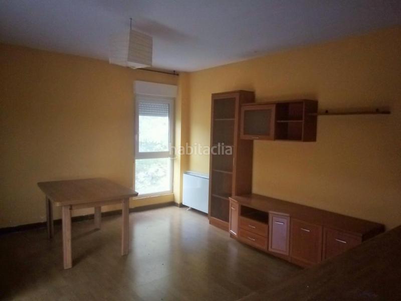 Foto 0fe0de59-7115-41b9-b2fd-290c45cd25d5. Apartament amb calefacció a Puebla de Lillo Foto 0fe0de59-7115-41b9-b2fd-290c45cd25d5. Apartament amb calefacció a Puebla de Lillo