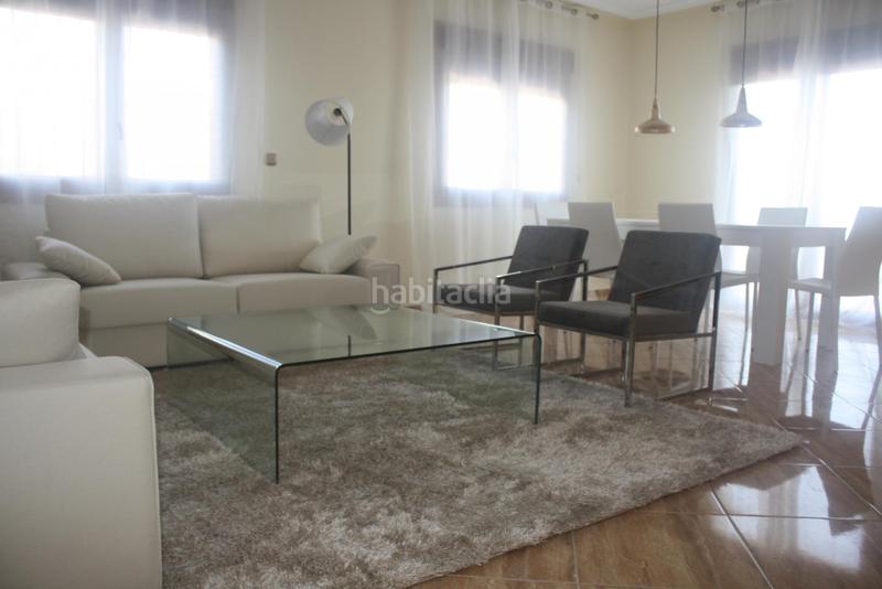 Foto 4cf1bcbe-25b7-4719-9dcf-1a39d6ba2825. Chalet con parcheggio piscina in Los Balcones-Los Altos Torrevieja Foto 4cf1bcbe-25b7-4719-9dcf-1a39d6ba2825. Chalet con parcheggio piscina in Los Balcones-Los Altos Torrevieja