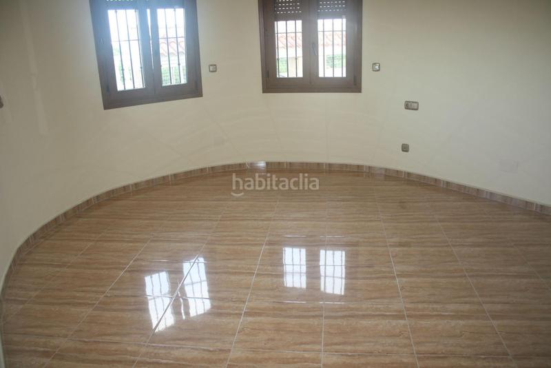 Foto ddb3bdc5-b0df-4f99-94d0-934957a51b3c. Chalet con parcheggio piscina in Los Balcones-Los Altos Torrevieja Foto ddb3bdc5-b0df-4f99-94d0-934957a51b3c. Chalet con parcheggio piscina in Los Balcones-Los Altos Torrevieja