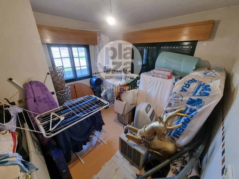 Foto 07401084-4077-4fc4-ba58-5cc630fb41dc. Casa adosada amplio adosado en esquina en villimar en Burgos Foto 07401084-4077-4fc4-ba58-5cc630fb41dc. Casa adosada amplio adosado en esquina en villimar en Burgos