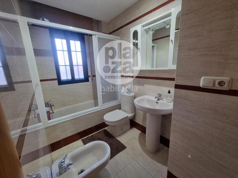 Foto 7d12fbc4-e4ad-44d4-b161-805cf9529e13. Casa adosada amplio adosado en esquina en villimar en Burgos Foto 7d12fbc4-e4ad-44d4-b161-805cf9529e13. Casa adosada amplio adosado en esquina en villimar en Burgos