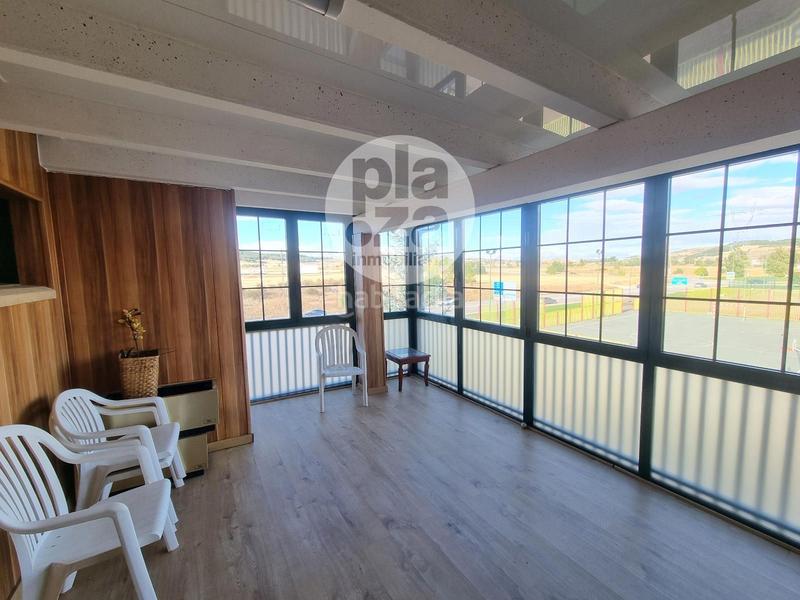 Foto a3fd6ee8-d674-489f-b1be-c5fe6313c8a8. Casa adosada amplio adosado en esquina en villimar en Burgos Foto a3fd6ee8-d674-489f-b1be-c5fe6313c8a8. Casa adosada amplio adosado en esquina en villimar en Burgos