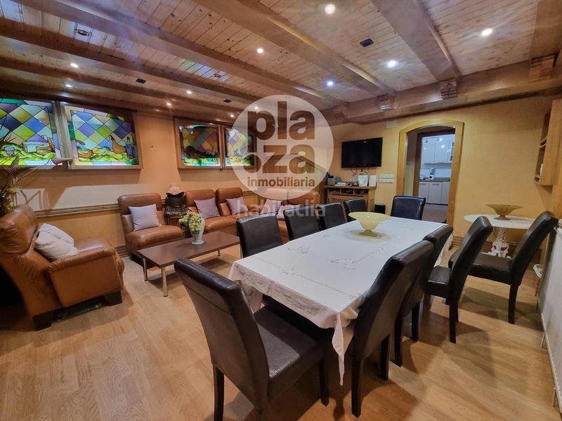 Foto b0430a72-983b-4397-bdf1-c892b89e74c3. Casa adosada amplio adosado en esquina en villimar en Burgos Foto b0430a72-983b-4397-bdf1-c892b89e74c3. Casa adosada amplio adosado en esquina en villimar en Burgos