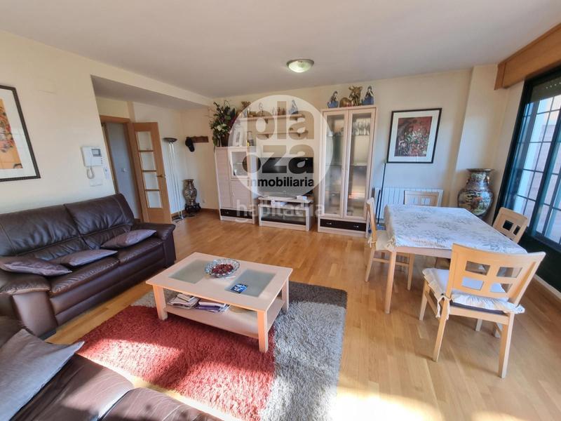 Foto c2cfd0d6-53cb-4744-a5ed-90dbdc308edb. Casa adosada amplio adosado en esquina en villimar en Burgos Foto c2cfd0d6-53cb-4744-a5ed-90dbdc308edb. Casa adosada amplio adosado en esquina en villimar en Burgos