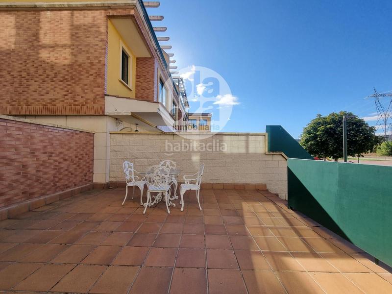 Foto e0670029-4547-4cf8-abd0-b27b64e44259. Casa adosada amplio adosado en esquina en villimar en Burgos Foto e0670029-4547-4cf8-abd0-b27b64e44259. Casa adosada amplio adosado en esquina en villimar en Burgos