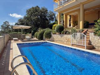 Maison à Cabanyes-Mas Ambrós-Mas Pallí. Encantadora villa con piscina propia y inmejorables vistas Maison à Cabanyes-Mas Ambrós-Mas Pallí. Encantadora villa con piscina propia y inmejorables vistas