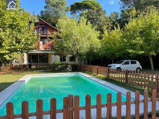 Maison  Gardenia. Casa  con piscina en vidreres Maison  Gardenia. Casa  con piscina en vidreres