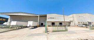 Location Bâtiment à usage industriel à Priego. Nave en alquiler en valls con 16 muelles de carga y descarga Location Bâtiment à usage industriel à Priego. Nave en alquiler en valls con 16 muelles de carga y descarga