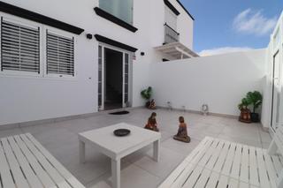 Zweistöckige Wohnung in Tías pueblo Zweistöckige Wohnung in Tías pueblo