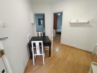 Miete Etagenwohnung  Carrer del rosselló. Piso 4 habitaciones 2 baños amueblado Miete Etagenwohnung  Carrer del rosselló. Piso 4 habitaciones 2 baños amueblado