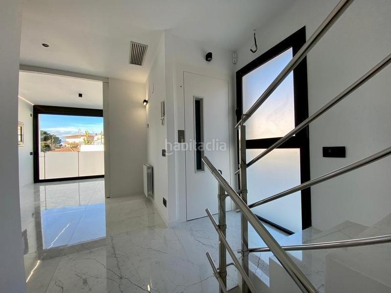 Foto 1bdb9812-0f72-4be1-92fd-351d9dc69cdd. Casa con riscaldamento parcheggio in La Miranda-Can Candeler Sant Just Desvern Foto 1bdb9812-0f72-4be1-92fd-351d9dc69cdd. Casa con riscaldamento parcheggio in La Miranda-Can Candeler Sant Just Desvern